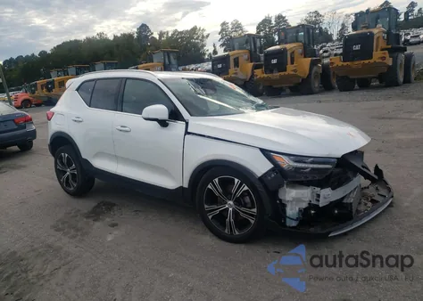 2020 Volvo Xc40 T5 Inscription z USA, uszkodzony, nr VIN YV4162UL5L2289286